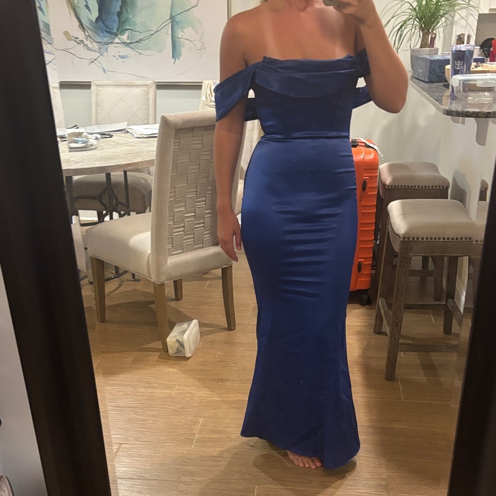Chic Strapless Royal Blue Gown